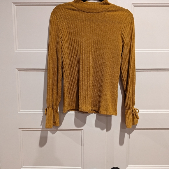 Mustered Top - Picture 3 of 3